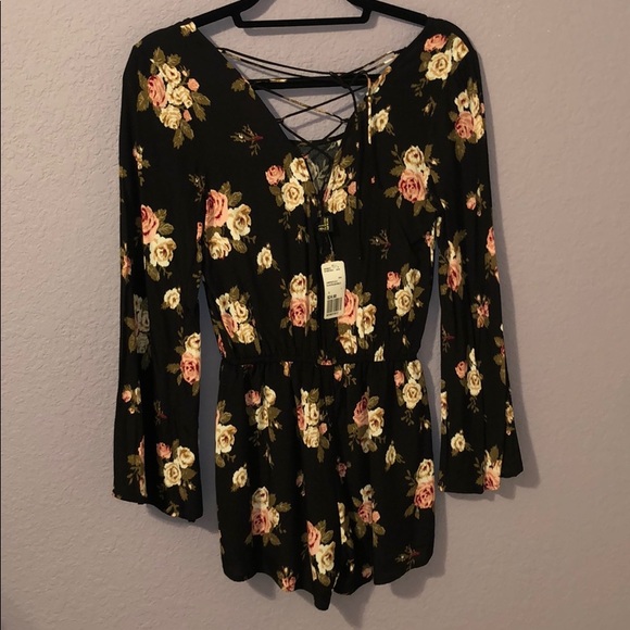 Romper - Picture 2 of 2